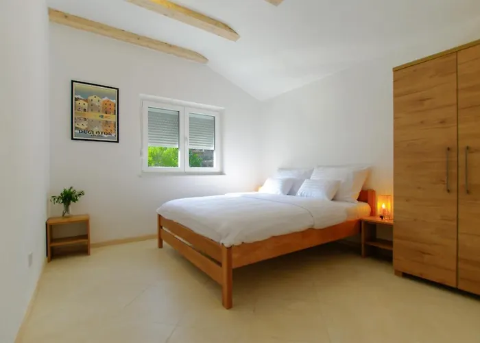 Porat Apartment Sali