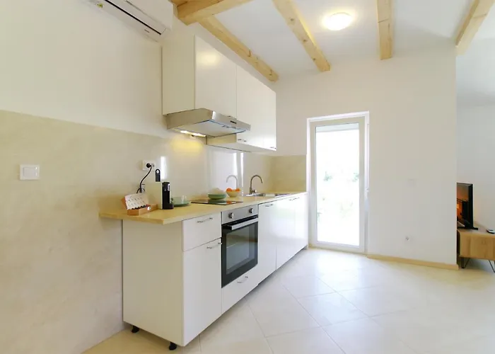 Porat Apartment